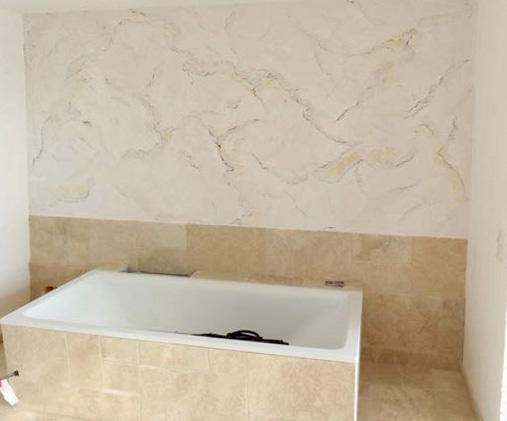 Badezimmer, Wandgestaltung in Marmoroptik Einsatz von Marmorspachtel